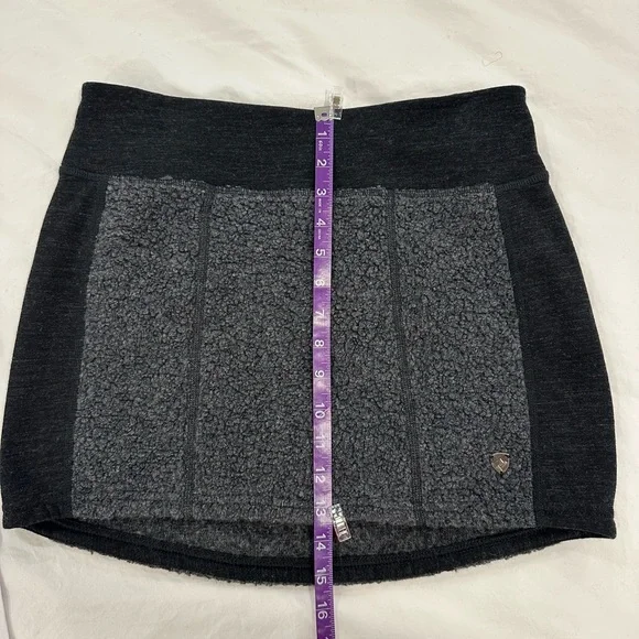 Kuhl Kozet wool blend Mini Skirt Size Small - Picture 3 of 9